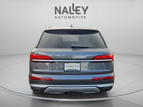 2025 Audi Q7 55 Premium Plus