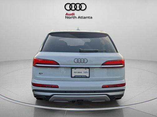 2025 Audi Q7 45 Premium Plus