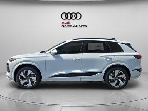 2025 Audi Q6 e-tron Premium Plus quattro