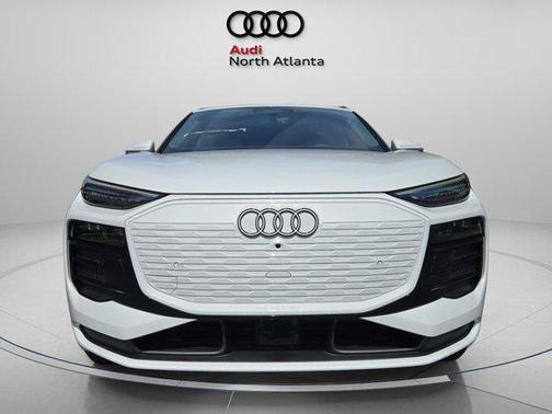 2025 Audi Q6 e-tron Premium Plus quattro