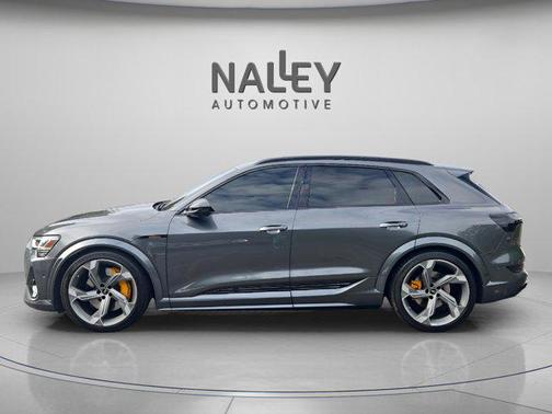 2022 Audi e-tron S Prestige