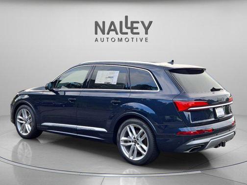 2025 Audi Q7 55 Premium Plus