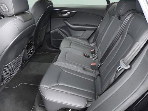 2021 Audi Q8 55 Premium Plus
