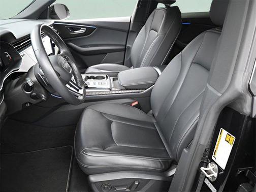 2021 Audi Q8 55 Premium Plus