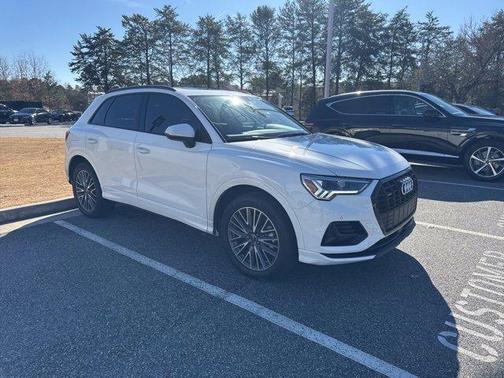 2023 Audi Q3 Premium 40 TFSI quattro Tiptronic