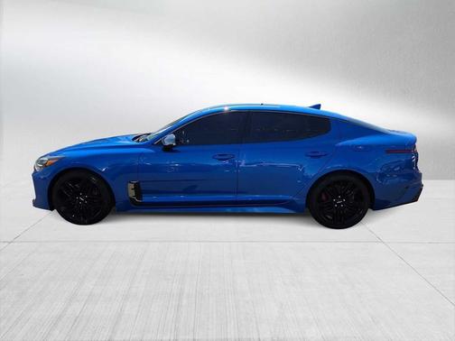 2022 Kia Stinger GT1