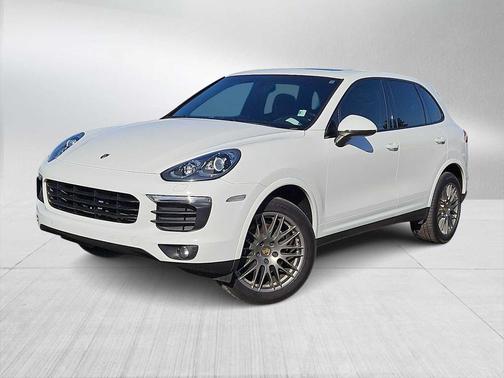2017 Porsche Cayenne Platinum Edition
