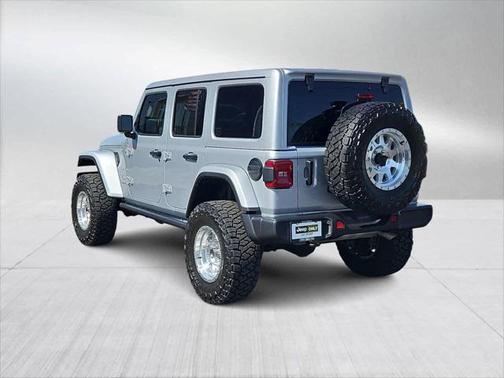 2024 Jeep Wrangler 4-Door Sahara 4x4