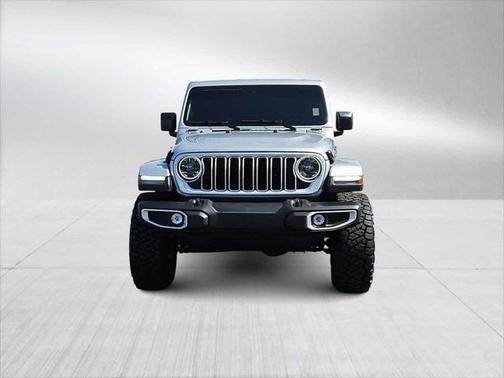 2024 Jeep Wrangler 4-Door Sahara 4x4