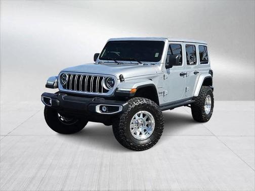 2024 Jeep Wrangler 4-Door Sahara 4x4