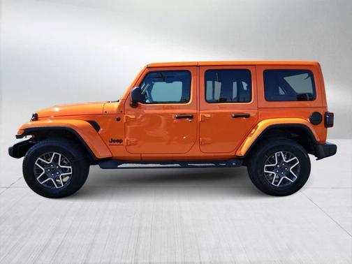 2025 Jeep Wrangler 4-Door Sahara 4x4