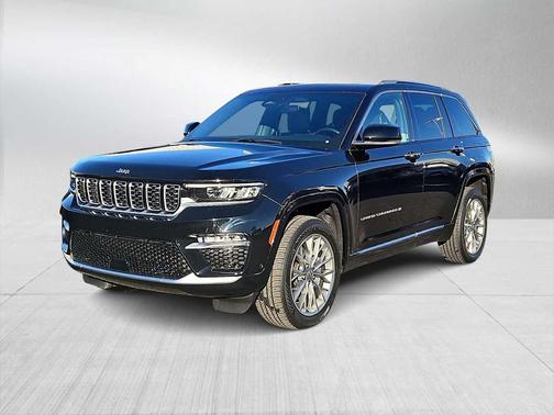 2022 Jeep Grand Cherokee Summit