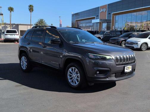 2022 Jeep Cherokee Latitude Lux