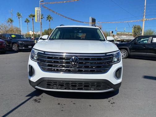 2024 Volkswagen Atlas 2.0T SE
