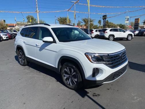 2024 Volkswagen Atlas 2.0T SE
