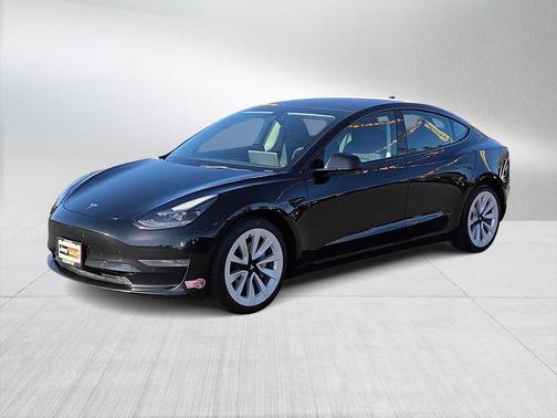 2023 Tesla Model 3 Standard Range