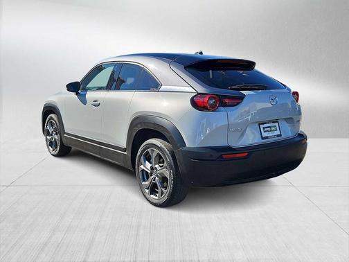 2022 Mazda MX-30 Premium Plus