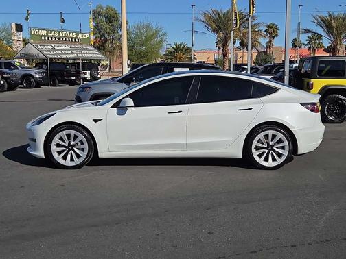 2023 Tesla Model 3 Standard Range