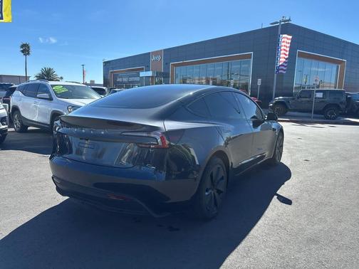 2025 Tesla Model 3 Long Range