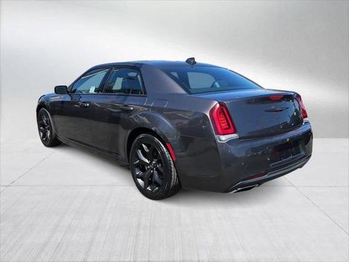 2021 Chrysler 300 S