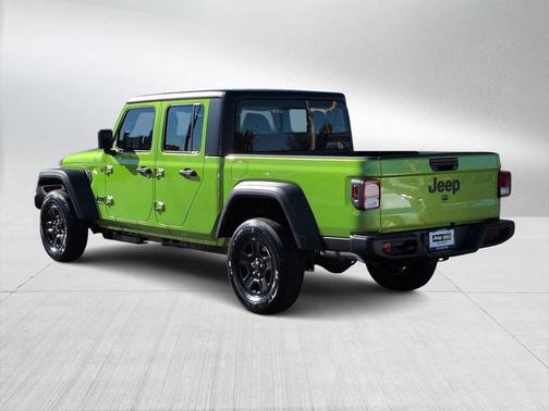 2026 Jeep Gladiator Sport