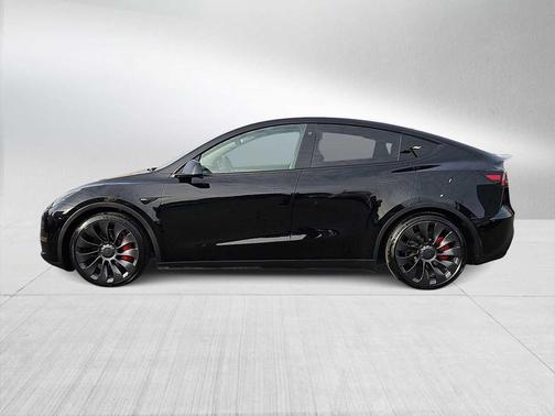 2022 Tesla Model Y Performance Dual Motor All-Wheel Drive