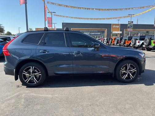 2022 Volvo XC60 Recharge Plug-In Hybrid T8 R-Design
