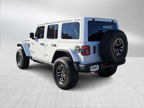 Bright White Clearcoat 2026 Jeep Wrangler Rubicon