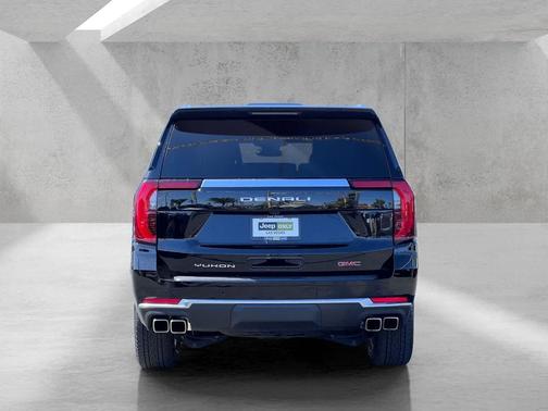 Onyx Black 2025 GMC Yukon Denali