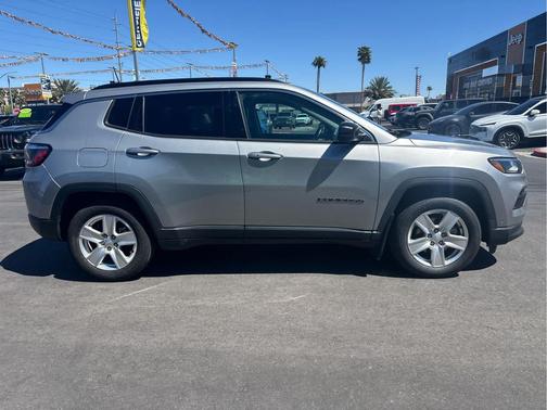 Billet Silver Metallic Clearcoat 2022 Jeep Compass Latitude