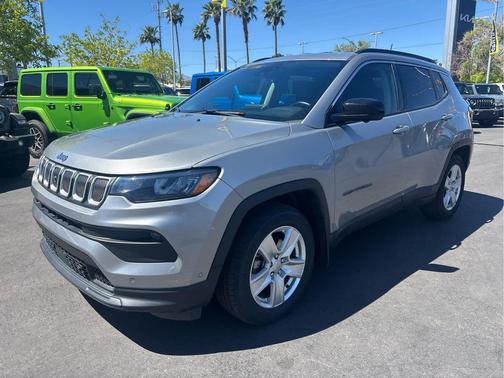 Billet Silver Metallic Clearcoat 2022 Jeep Compass Latitude