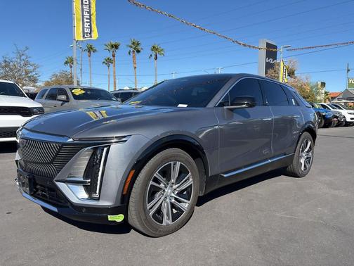2023 Cadillac LYRIQ Luxury