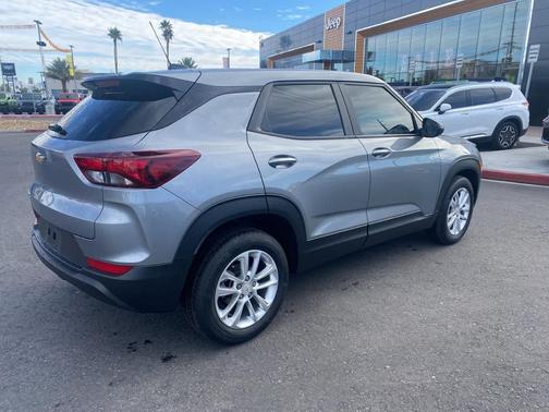2025 Chevrolet Trailblazer LS