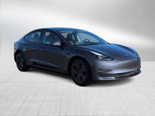 2023 Tesla Model 3 Standard Range