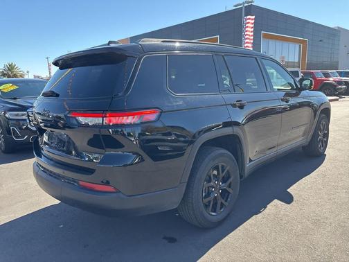 2024 Jeep Grand Cherokee L Altitude