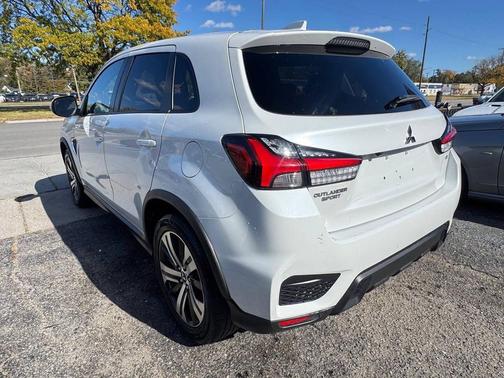 2020 Mitsubishi Outlander Sport SE