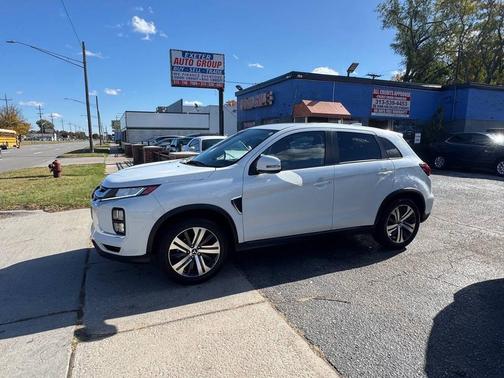 2020 Mitsubishi Outlander Sport SE