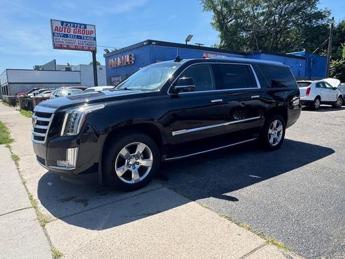2016 Cadillac Escalade ESV Luxury