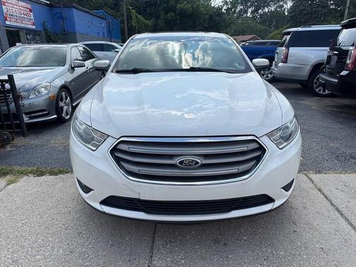 2015 Ford Taurus SEL