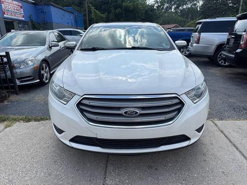 2015 Ford Taurus SEL