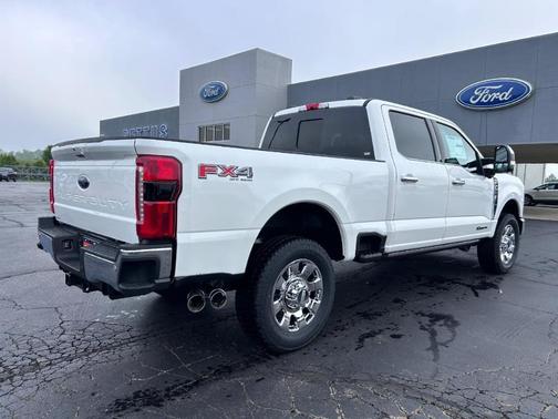 2025 Ford F-350 Lariat Super Duty