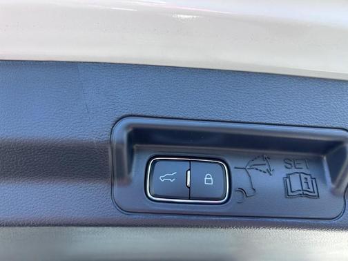 2025 Ford Explorer Active RWD