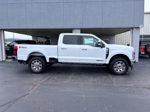 2025 Ford F-350 Lariat Super Duty