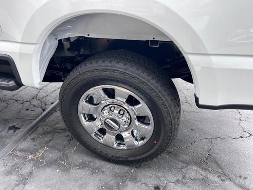 2025 Ford F-350 Lariat Super Duty