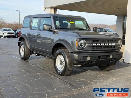 2025 Ford Bronco Base