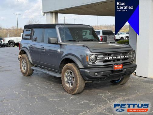 Carbonized Gray Metallic 2023 Ford Bronco