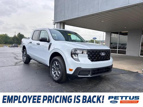 Space White Metallic 2025 Ford Maverick XLT