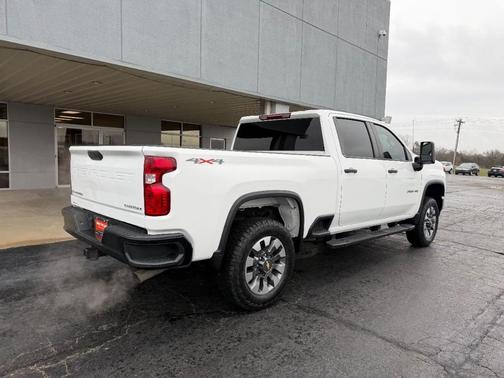 2022 Chevrolet Silverado 2500 Custom