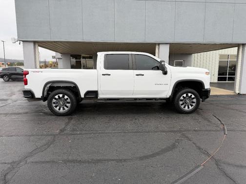 2022 Chevrolet Silverado 2500 Custom