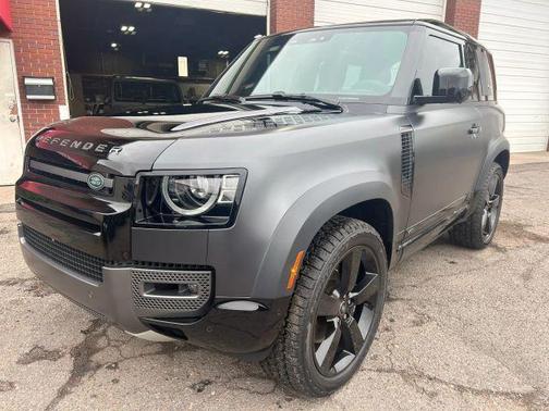 2023 Land Rover Defender 90 Carpathian Edition